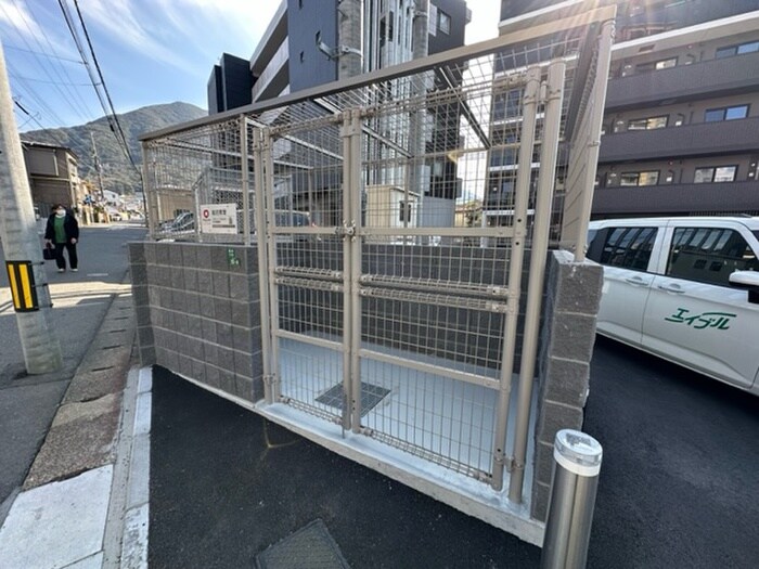 物件外観写真6　(建物設備)