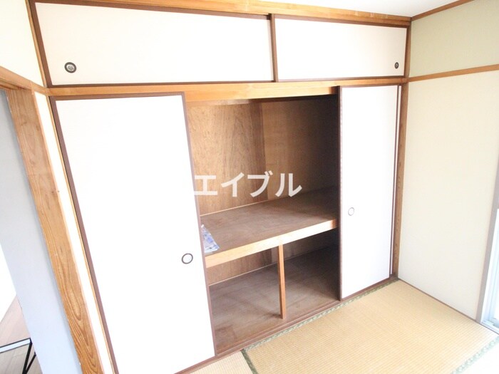 物件内観写真13　(収納)