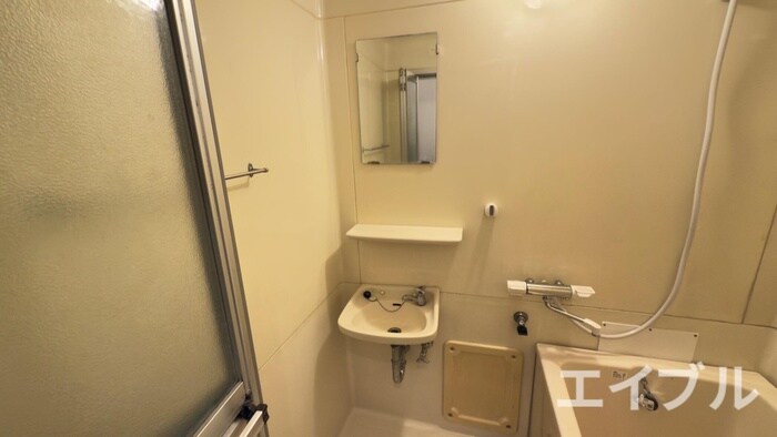 物件内観写真8　(洗面)