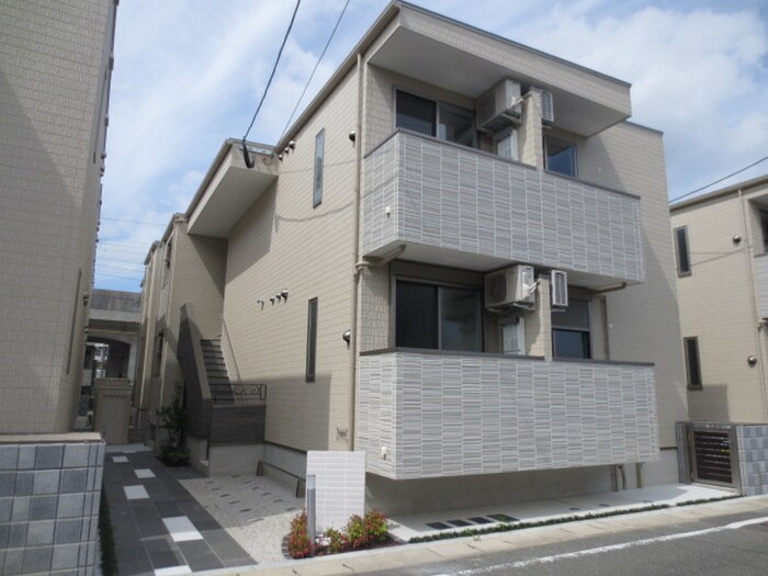 物件外観写真1　(外観写真)