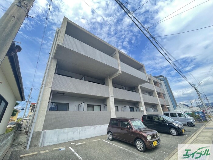 ウエストプラ－ジュの物件外観写真