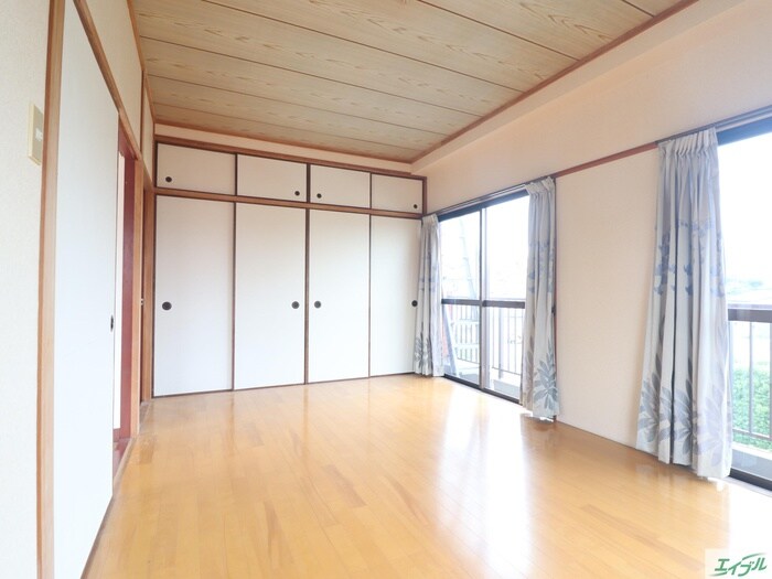 物件内観写真8　(居室)