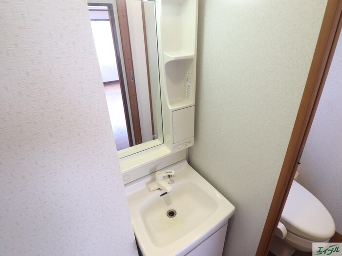 物件内観写真11　(洗面)