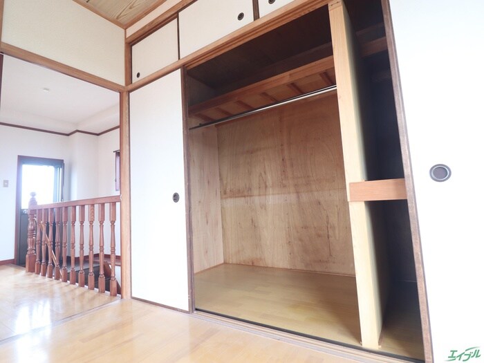 物件内観写真16　(収納)