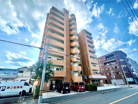 ﾒｿﾞﾝﾓﾝﾌﾞﾗﾝ鷹の巣2（501）外観写真