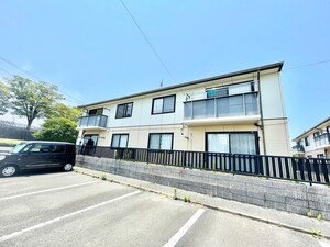 ウィズ・レイヴォ－ンⅢ外観写真