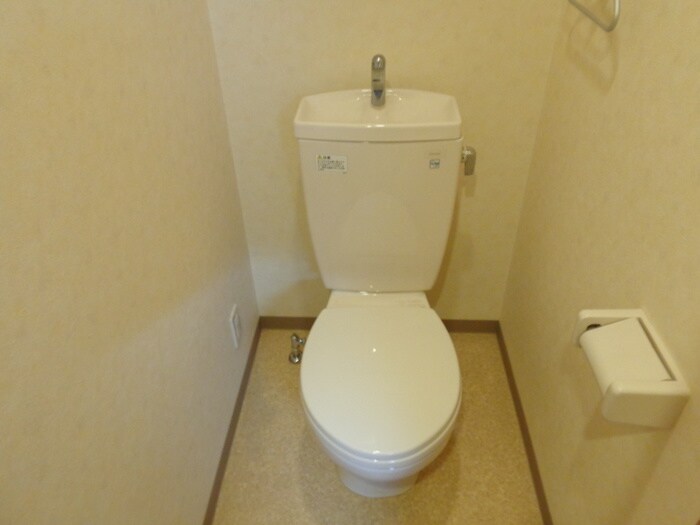 物件内観写真10　(トイレ)