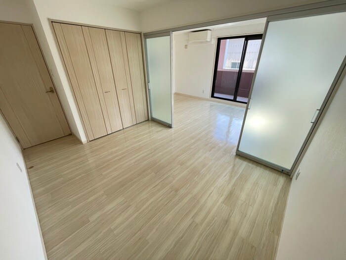 物件内観写真6　(居室)