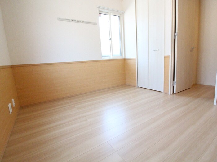 物件内観写真11　(居室)