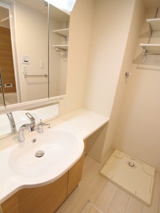 物件内観写真15　(洗面)