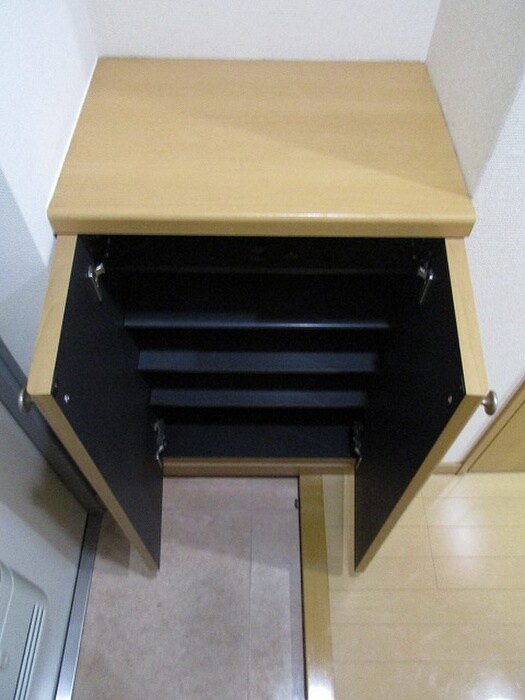 物件内観写真15　(靴箱)