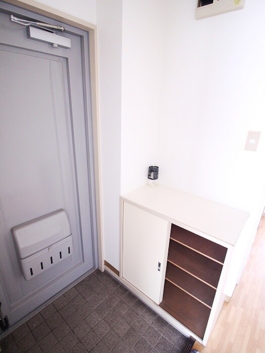 物件内観写真17　(靴箱)