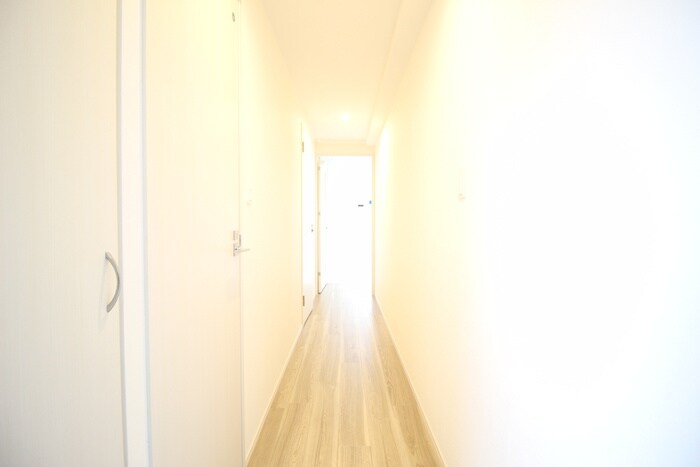 物件内観写真19　(廊下)