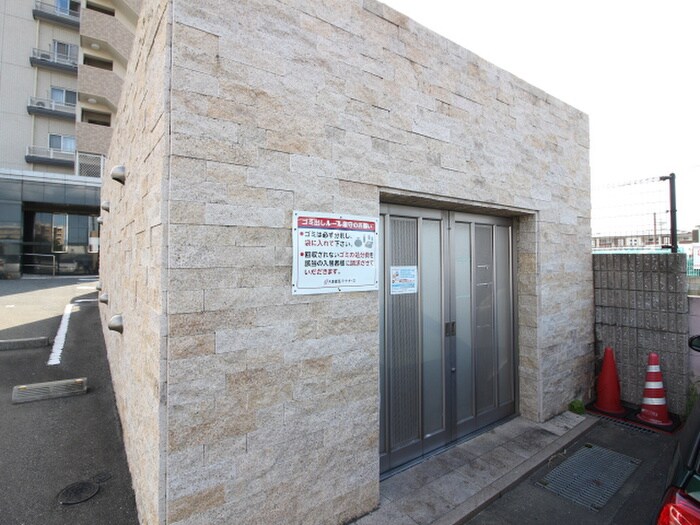 物件外観写真4　(建物設備)