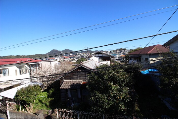 物件内観写真17　(室内からの展望)