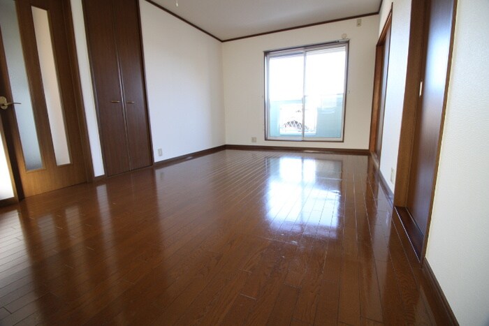 物件内観写真18　(居室)