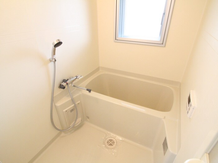 物件内観写真9　(バス／シャワールーム等)