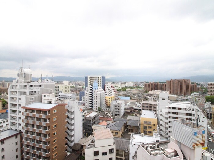 物件内観写真15　(室内からの展望)