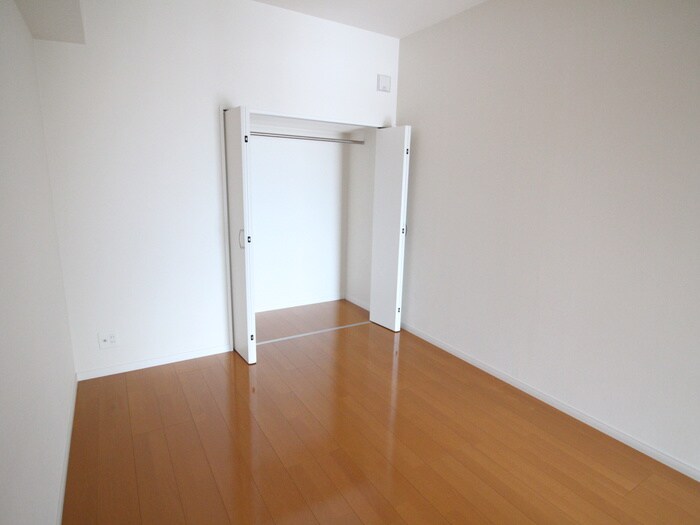 物件内観写真19　(居室)