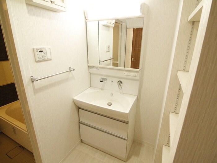 物件内観写真14　(洗面)