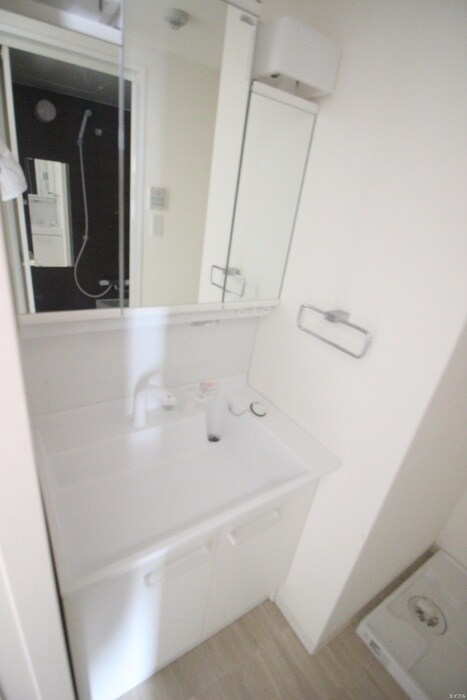 物件内観写真11　(洗面)