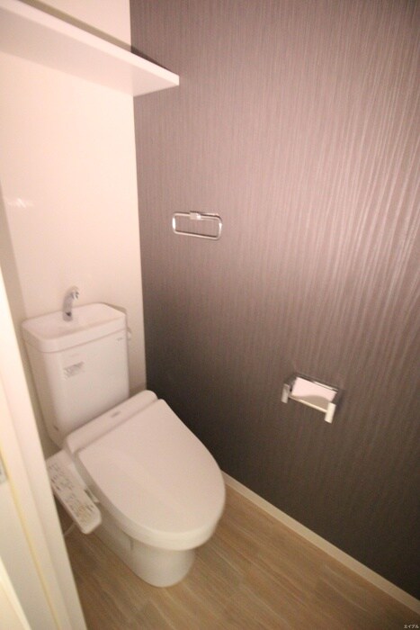 物件内観写真13　(トイレ)