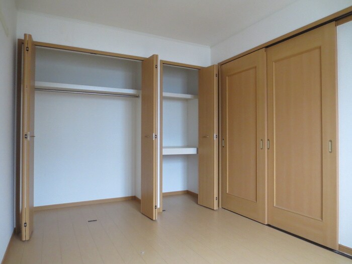 物件内観写真8　(収納)