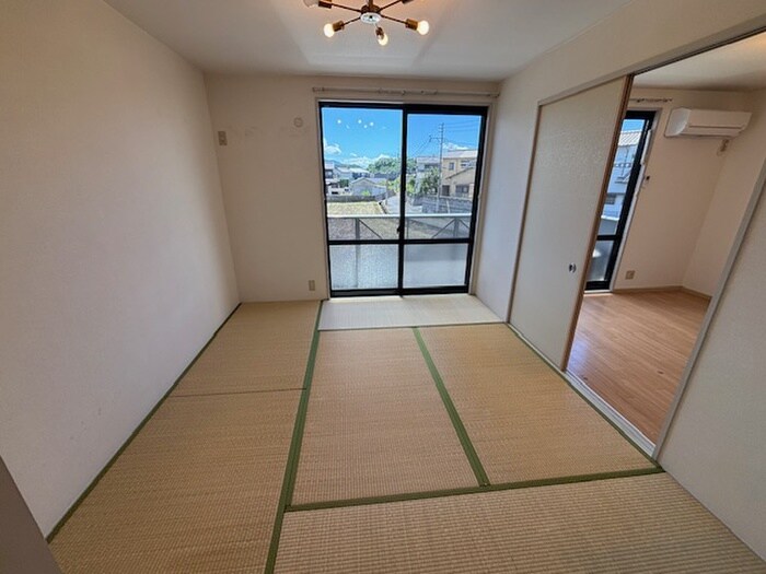 物件内観写真13　(居室)