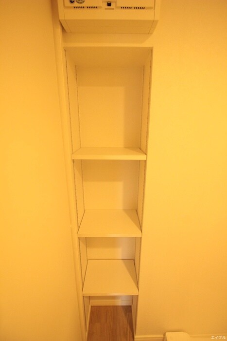 物件内観写真21　(収納)