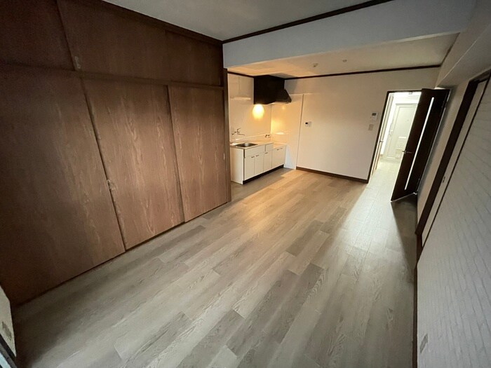 物件内観写真4　(居室)