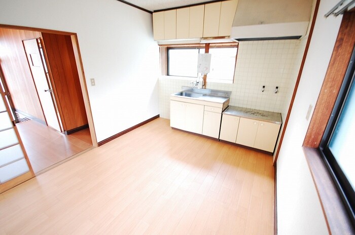 物件内観写真4　(居室)