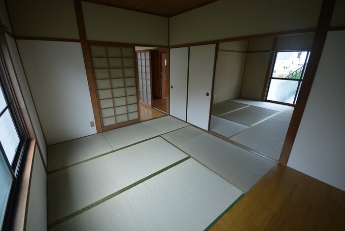 中里アパートの居室