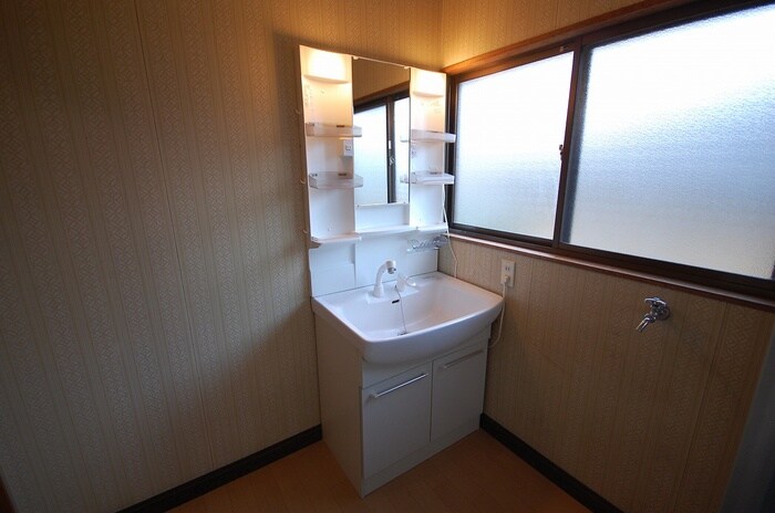 物件内観写真10　(洗面)