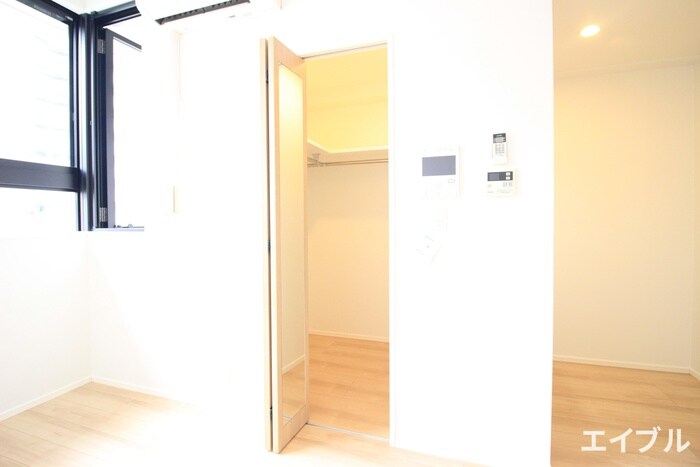 物件内観写真13　(収納)