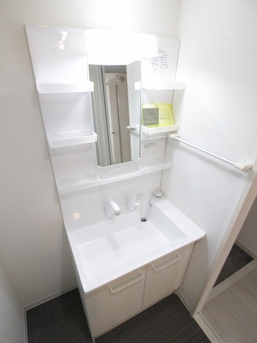 物件内観写真12　(洗面)