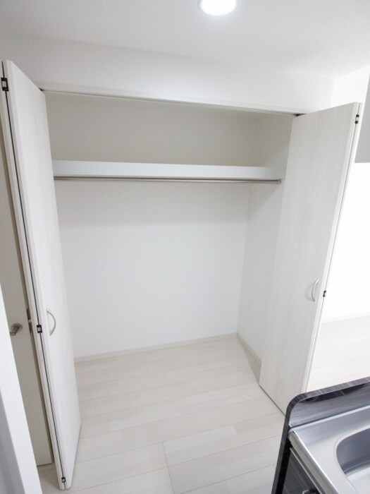 物件内観写真15　(収納)