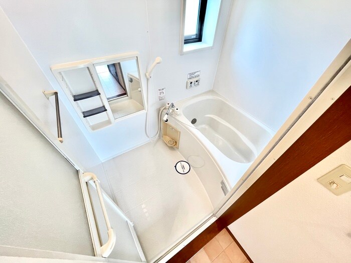 物件内観写真6　(バス／シャワールーム等)