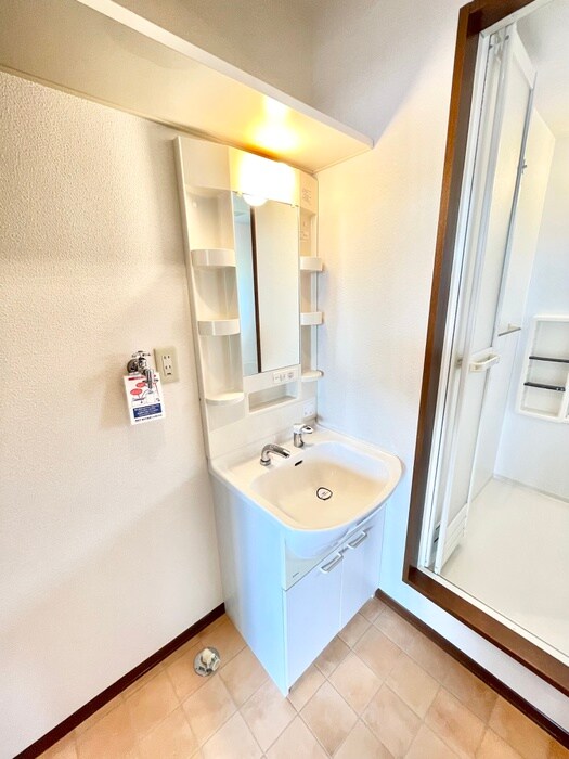 物件内観写真7　(洗面)