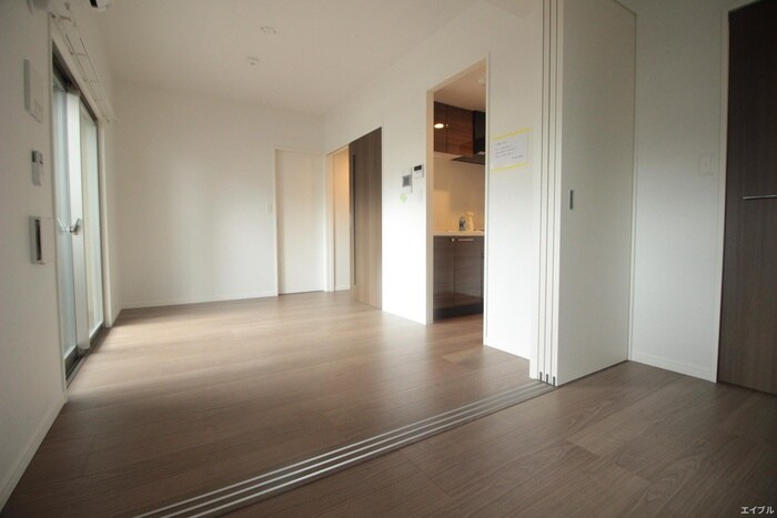 物件内観写真9　(居室)