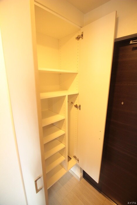 物件内観写真18　(靴箱)