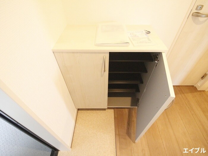 物件内観写真15　(靴箱)