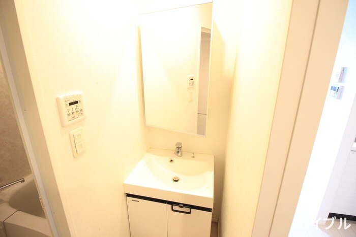 物件内観写真11　(洗面)