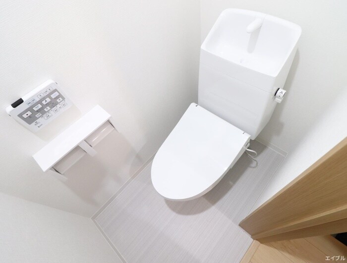 物件内観写真14　(トイレ)