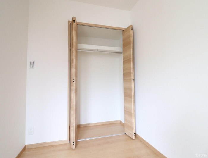 物件内観写真15　(収納)