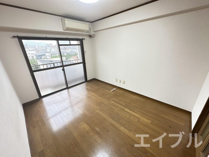 物件内観写真5　(居室)