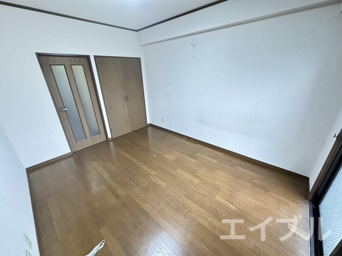 物件内観写真6　(居室)