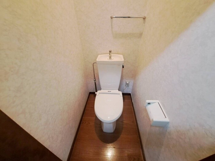 物件内観写真10　(トイレ)