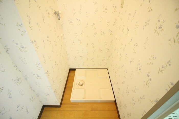 物件内観写真19　(洗濯機置場)