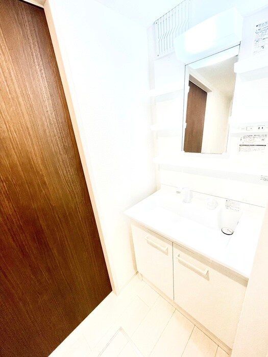 物件内観写真7　(洗面)