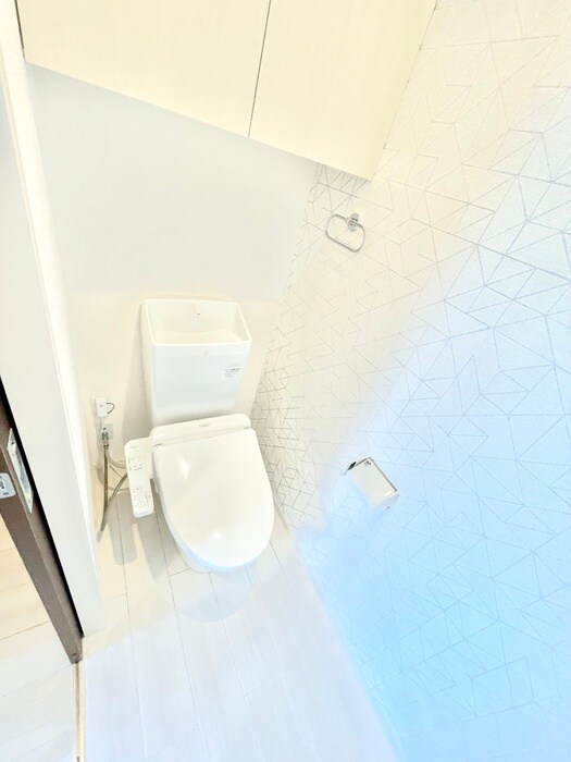 物件内観写真8　(トイレ)